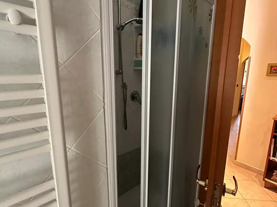Immagine 8 di Casa indipendente in vendita  a Castelnuovo Magra