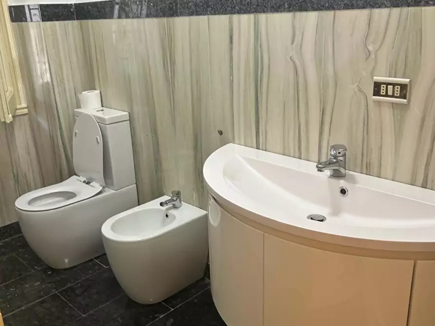 Immagine 47 di Casa indipendente in vendita  a Carrara