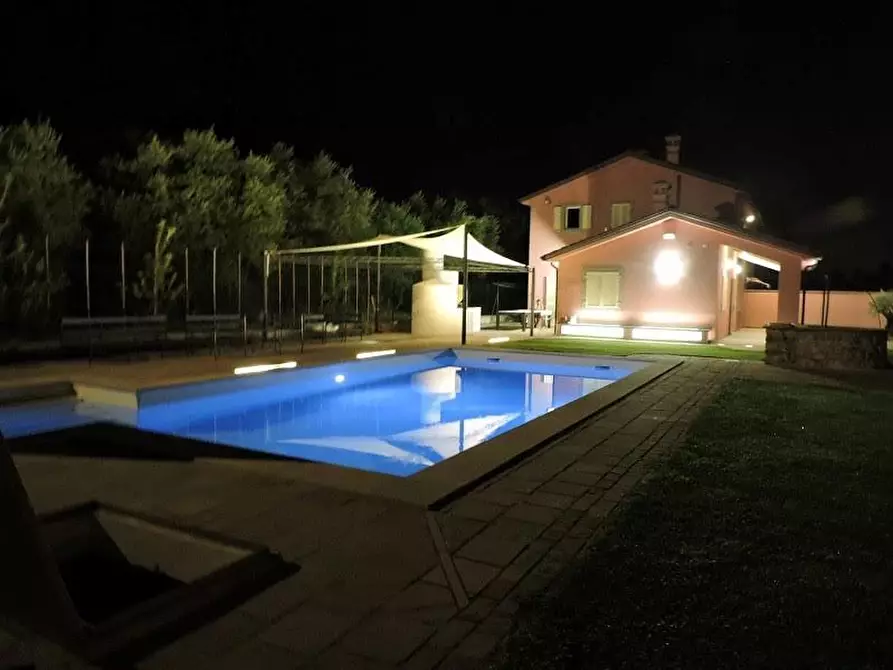 Immagine 2 di Casa semindipendente in vendita  a Castelnuovo Magra