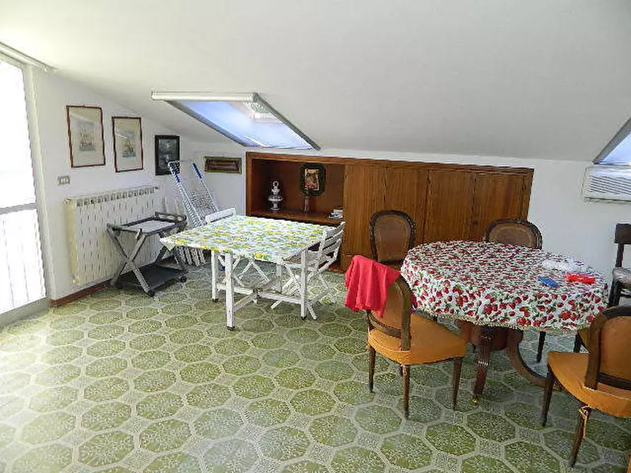 Immagine 5 di Appartamento in vendita  a Ameglia