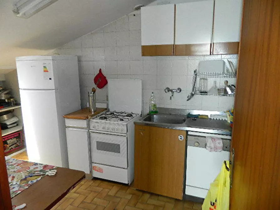 Immagine 7 di Appartamento in vendita  a Ameglia