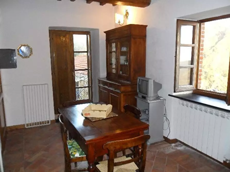 Immagine 3 di Appartamento in vendita  a Fosdinovo