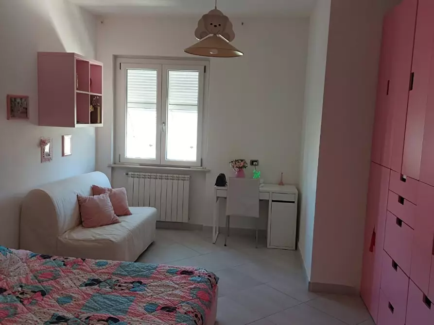 Immagine 7 di Casa semindipendente in vendita  a Castelnuovo Magra
