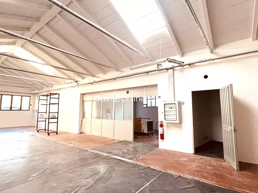 Immagine 9 di Capannone industriale in affitto  in Via Giuseppe di Vittorio 1 a Vaiano