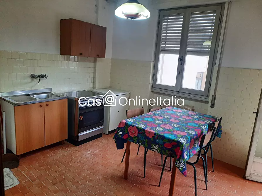 Immagine 1 di Appartamento in vendita  in Via Firenze a Prato