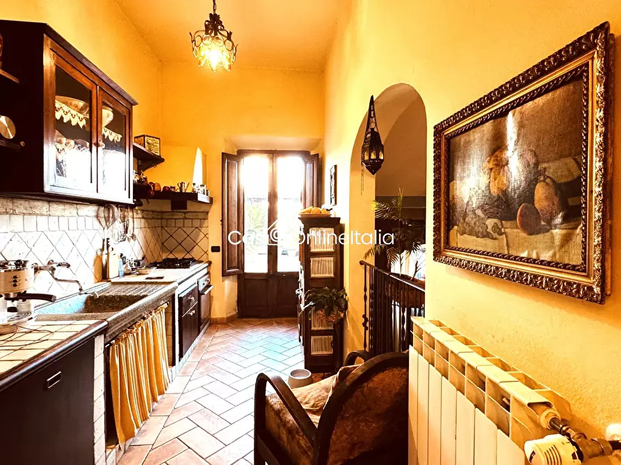 Immagine 1 di Casa indipendente in vendita  in Via Pistoiese 190 a Prato