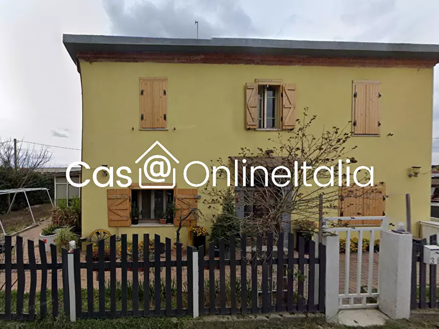 Immagine 1 di Appartamento in vendita  in Via Castiglionese 36 a Castiglione Del Lago