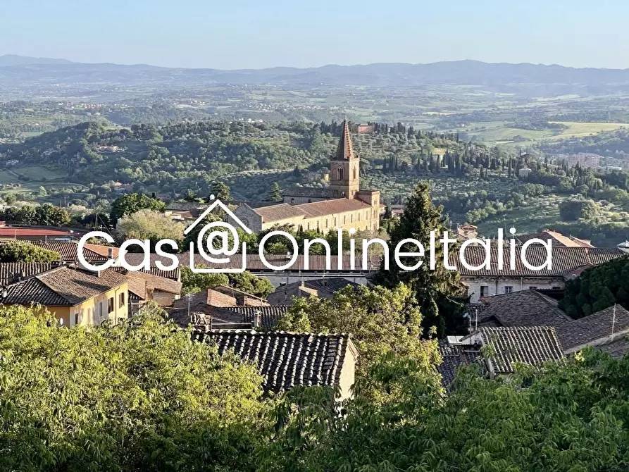 Immagine 10 di Appartamento in vendita  in Via San Martino 7 a Foligno