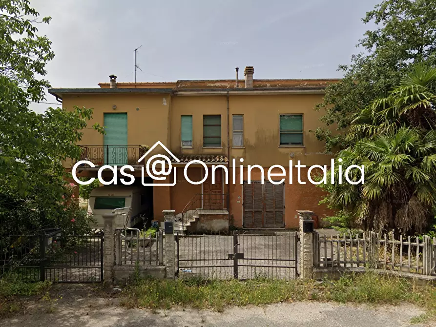Immagine 2 di Appartamento in vendita  in Via San Martino 7 a Foligno