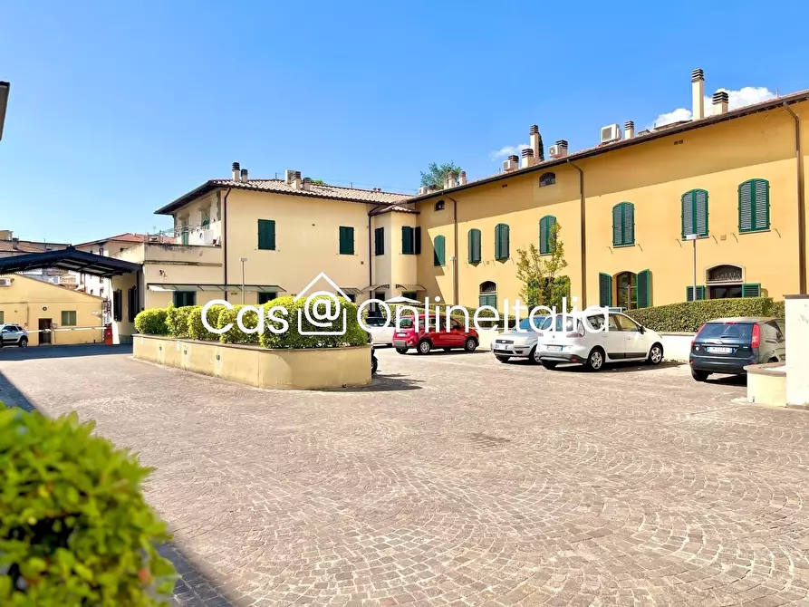 Immagine 18 di Appartamento in vendita  in Piazza Angiolo e Armando del Taglia 7 a Signa