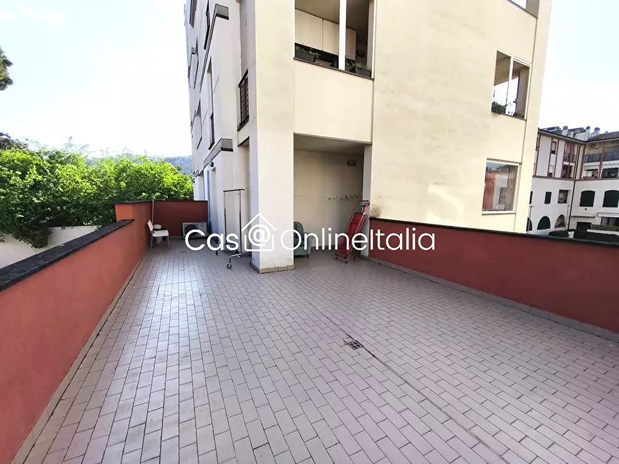 Immagine 17 di Appartamento in vendita  in Piazza Angiolo e Armando del Taglia 7 a Signa