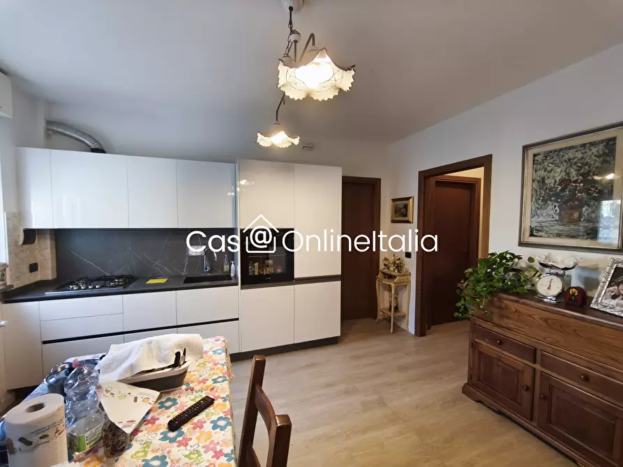 Immagine 4 di Appartamento in vendita  in Piazza Angiolo e Armando del Taglia 7 a Signa