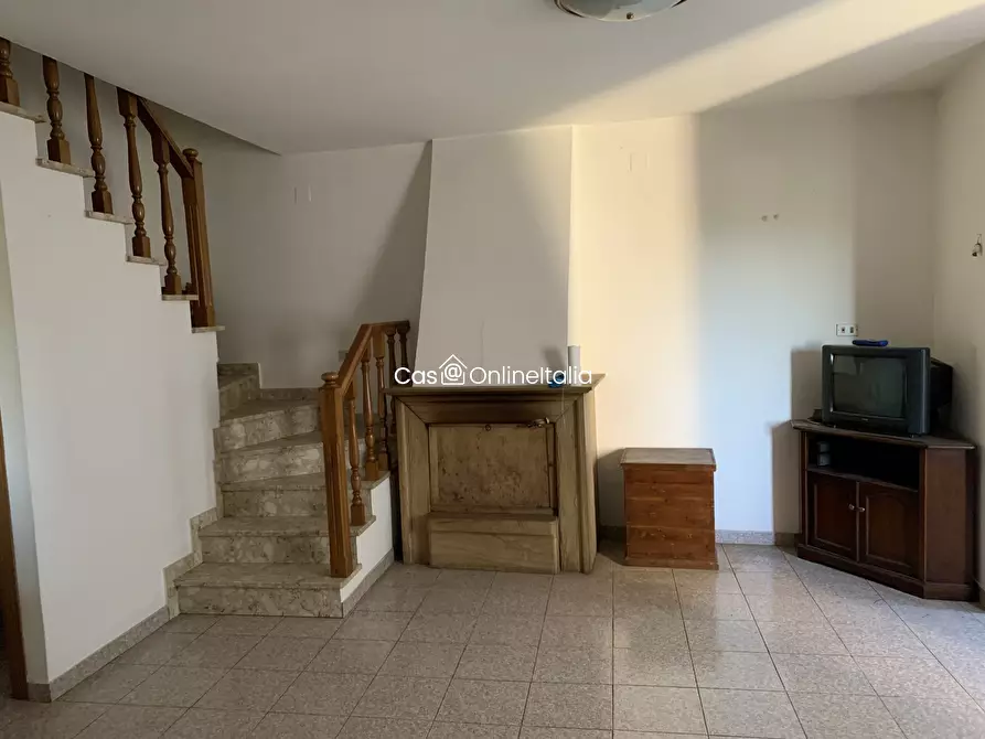 Immagine 2 di Terratetto in vendita  in Via dei Lavatoi a Gubbio