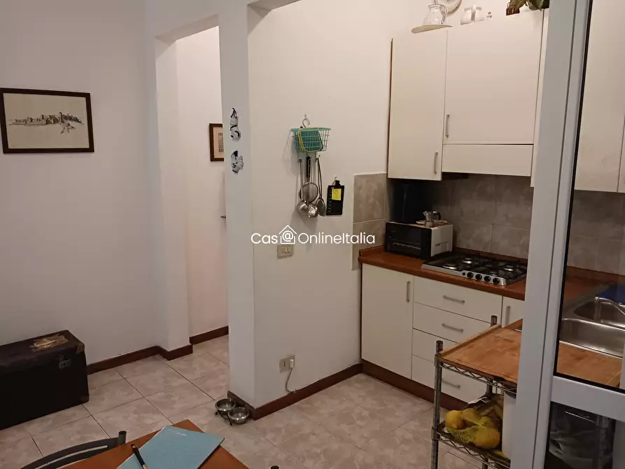 Immagine 6 di Appartamento in vendita  in Via Silvio Pellico a Viareggio