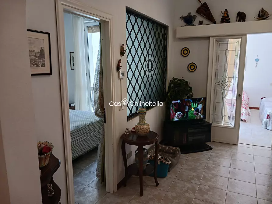 Immagine 15 di Appartamento in vendita  in Via Silvio Pellico a Viareggio