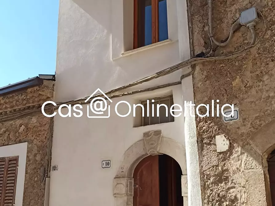 Immagine 1 di Casa indipendente in vendita  in Via San Agata 10 a Alfedena