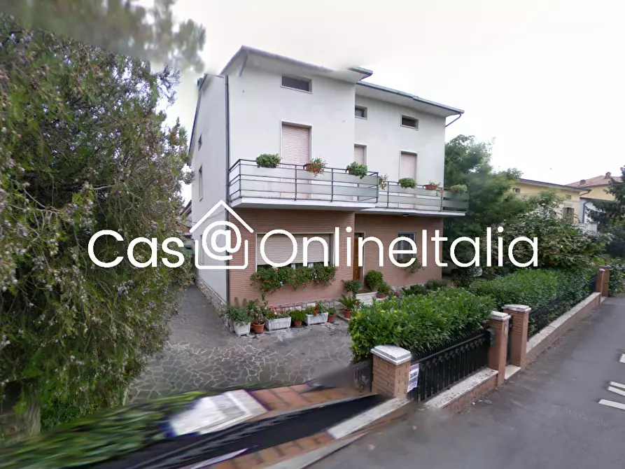 Immagine 1 di Casa indipendente in vendita  in Via Fiorita 9 a Assisi