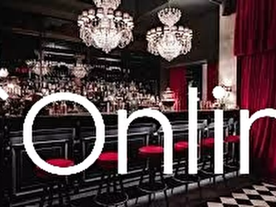 Immagine 16 di Negozio in vendita  in Via Bologna 200 a Prato