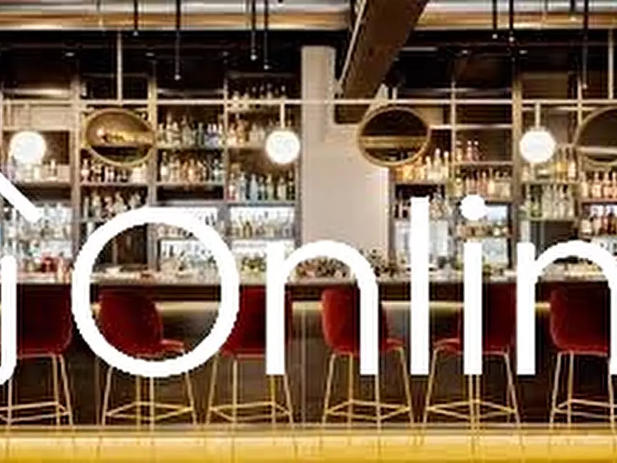 Immagine 19 di Negozio in vendita  in Via Bologna 200 a Prato