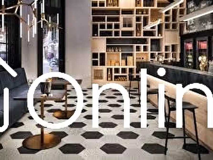 Immagine 23 di Negozio in vendita  in Via Bologna 200 a Prato