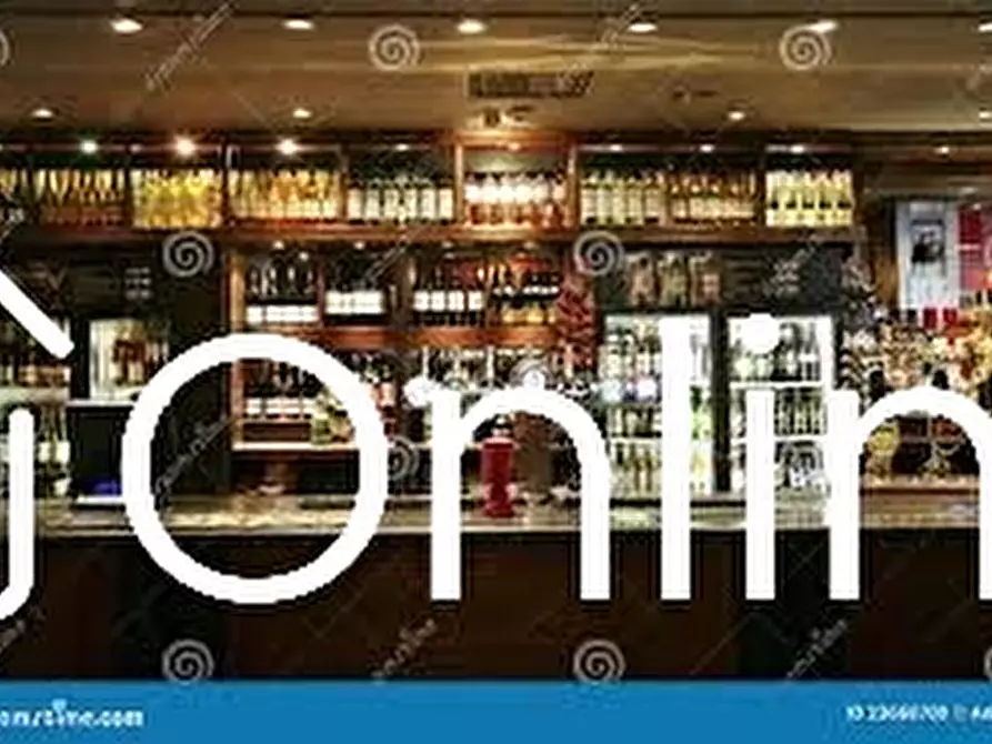 Immagine 24 di Negozio in vendita  in Via Bologna 200 a Prato