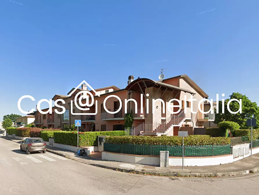 Immagine 2 di Appartamento in vendita  in Via Alessandro Fiumi 6 a Assisi