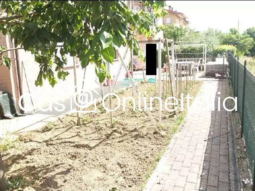 Immagine 15 di Appartamento in vendita  in Via Elpidio Petrignani 2 a Assisi