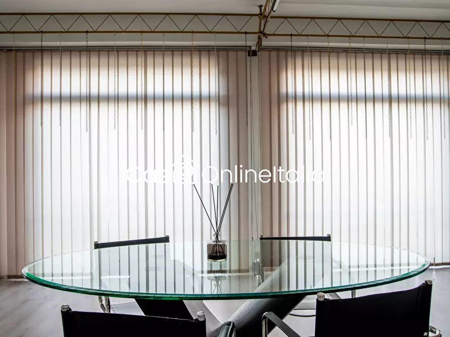 Immagine 4 di Negozio in affitto  in Via Giovanni Costantini 15 a Prato