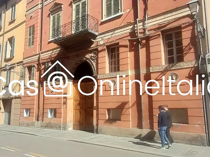 Immagine 4 di Negozio in vendita  in Via Emilia San Pietro 18 a Reggio Nell'emilia