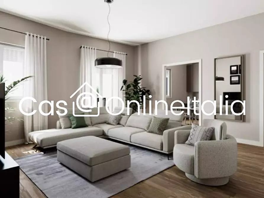 Immagine 11 di Locale commerciale in vendita  in Viale della Repubblica 171 a Prato