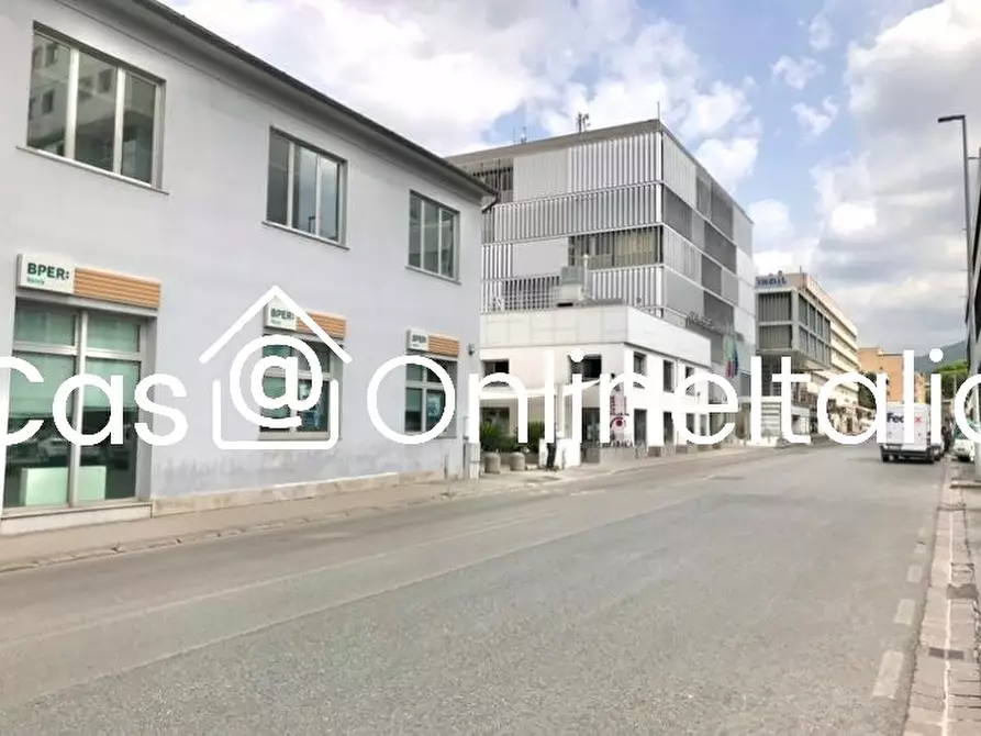 Immagine 18 di Capannone industriale in vendita  in Via Dosso Faiti 17 a Prato