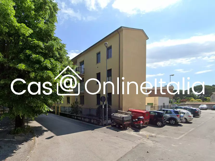 Immagine 2 di Appartamento in vendita  in Piazza Martin Luther King 11 a Assisi