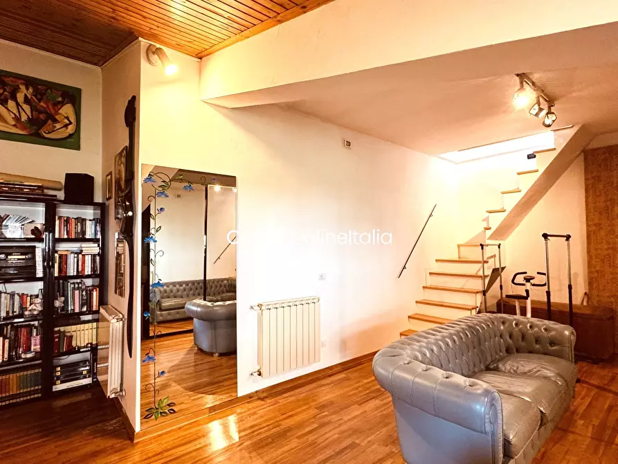 Immagine 21 di Casa indipendente in vendita  in Piazza Baroni 5 a Vaiano