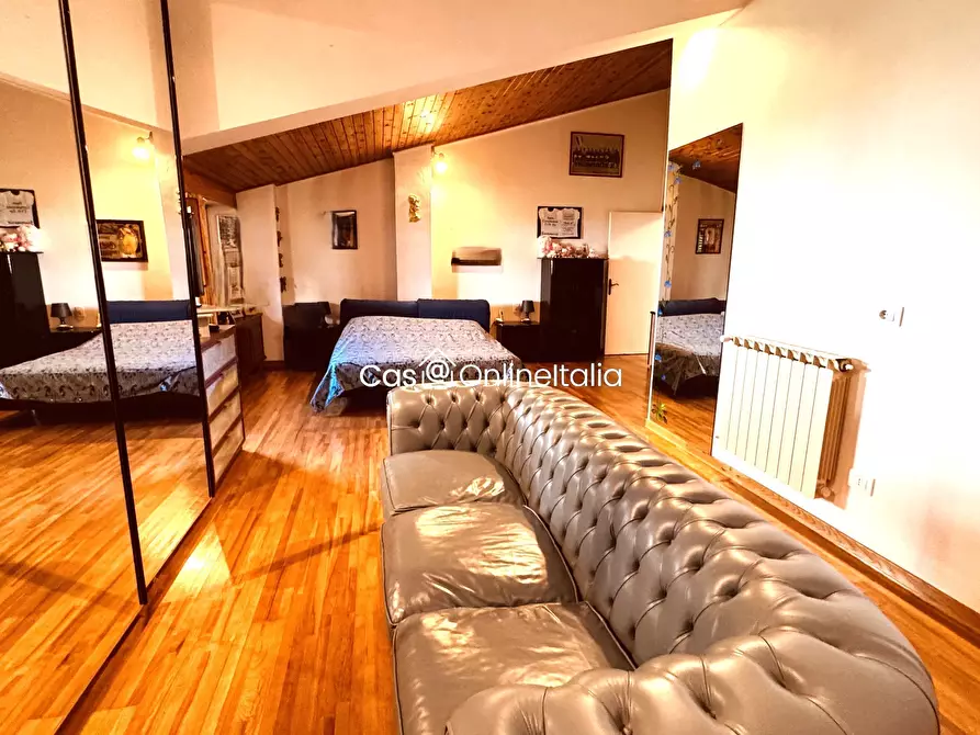 Immagine 23 di Casa indipendente in vendita  in Piazza Baroni 5 a Vaiano