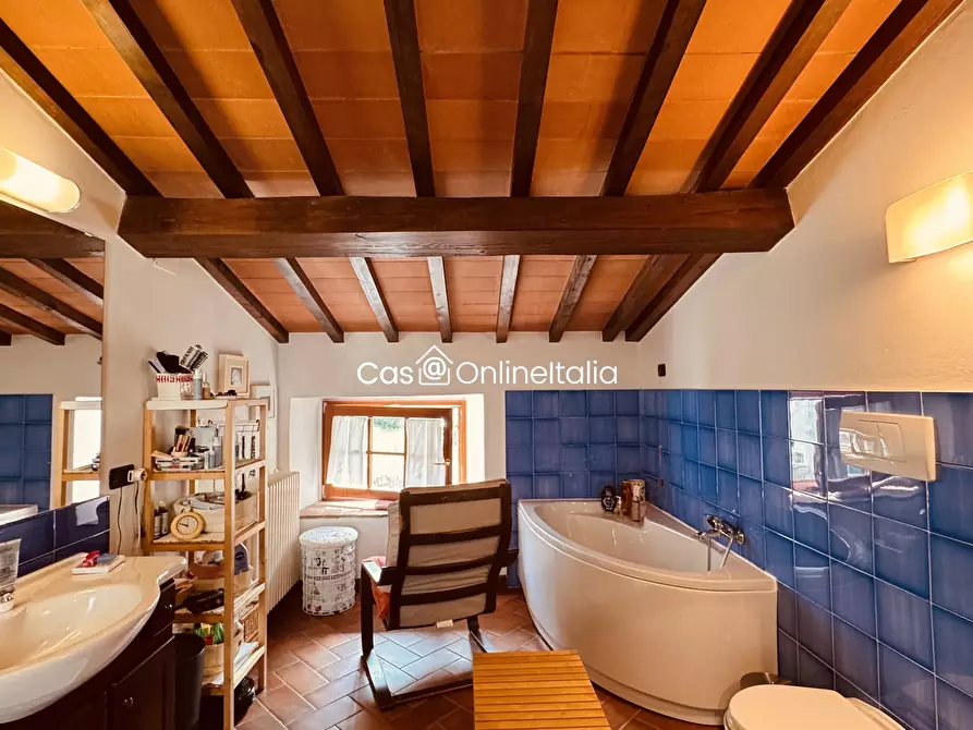 Immagine 30 di Casa indipendente in vendita  in Piazza Baroni 5 a Vaiano