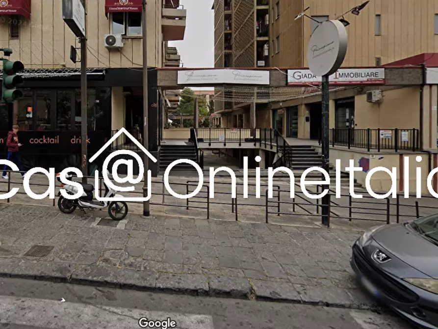 Immagine 1 di Appartamento in vendita  in Via Etnea 736 a Catania