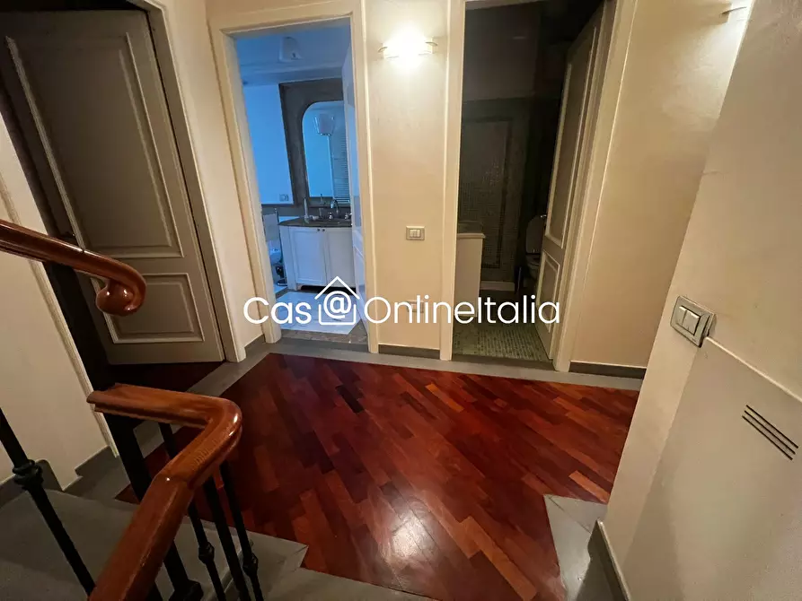 Immagine 10 di Villa in vendita  in Viale Fratelli Cervi 14 a Prato