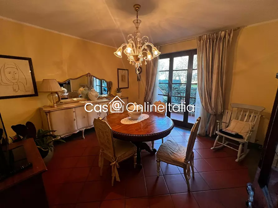 Immagine 4 di Villa in vendita  in Viale Fratelli Cervi 14 a Prato