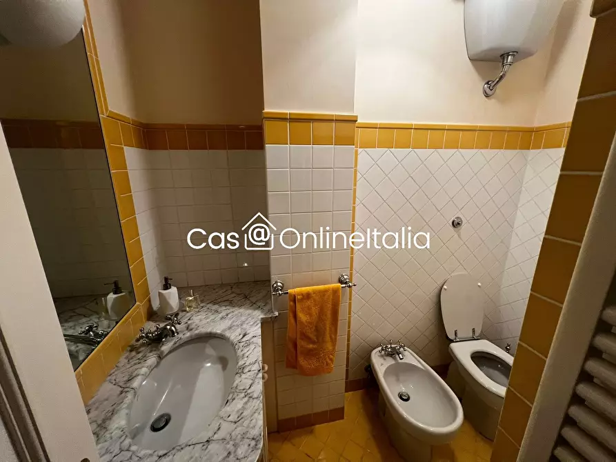 Immagine 17 di Villa in vendita  in Viale Fratelli Cervi 14 a Prato