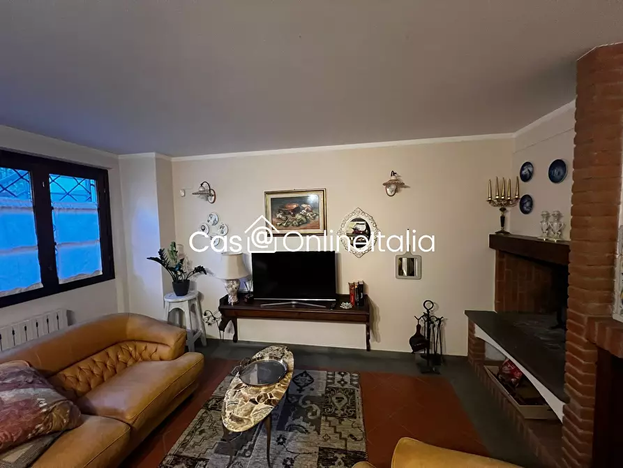 Immagine 15 di Villa in vendita  in Viale Fratelli Cervi 14 a Prato