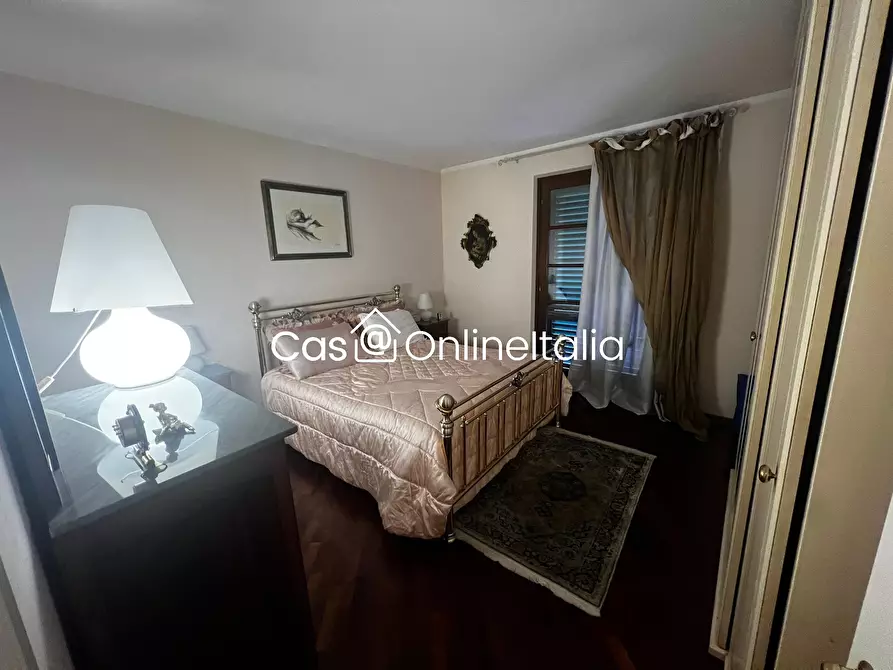 Immagine 7 di Villa in vendita  in Viale Fratelli Cervi 14 a Prato