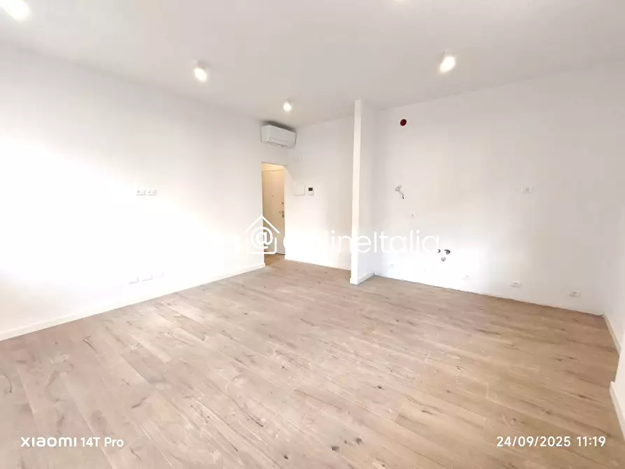 Immagine 1 di Appartamento in vendita  in Via Fiorentina 20 a Prato