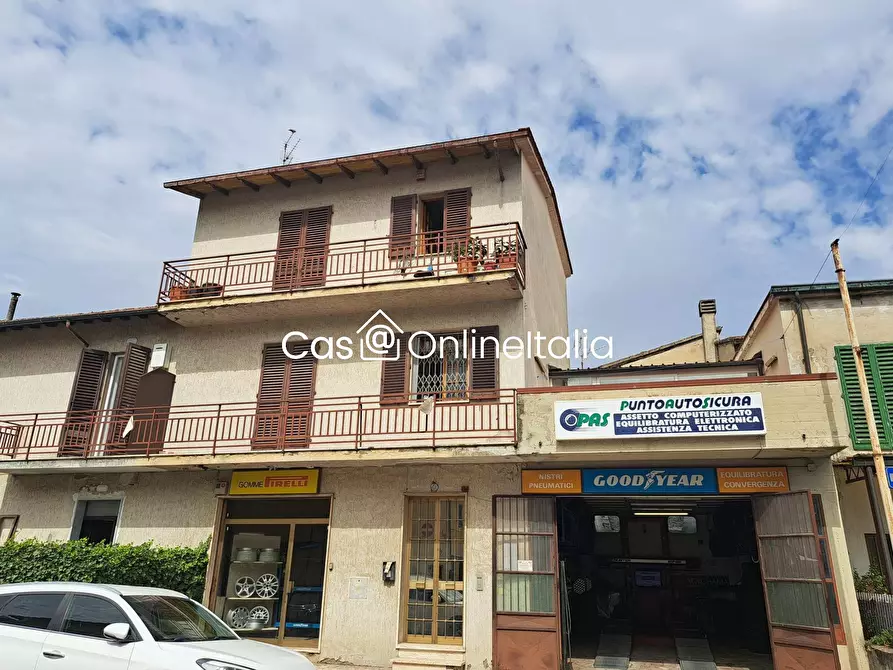 Immagine 4 di Casa indipendente in vendita  in Via F. Ferrucci 3 a Campi Bisenzio