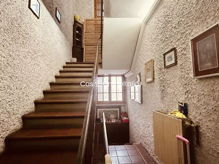 Immagine 9 di Casa indipendente in vendita  in Via F. Ferrucci 3 a Campi Bisenzio