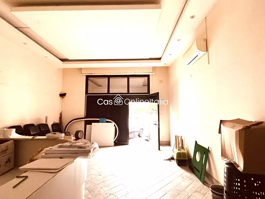 Immagine 5 di Negozio in affitto  in Via Roma 120 a Prato