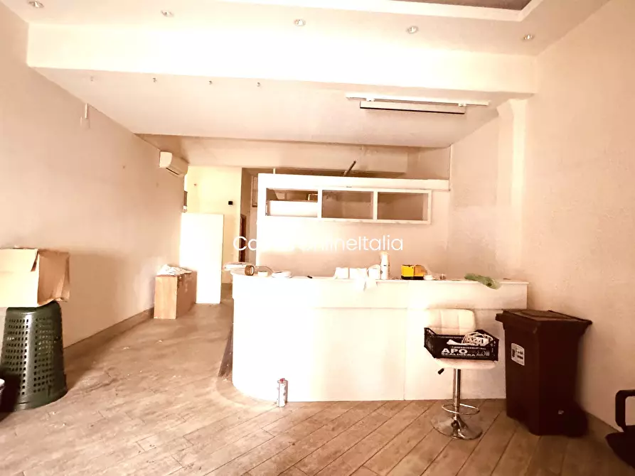 Immagine 7 di Negozio in affitto  in Via Roma 120 a Prato