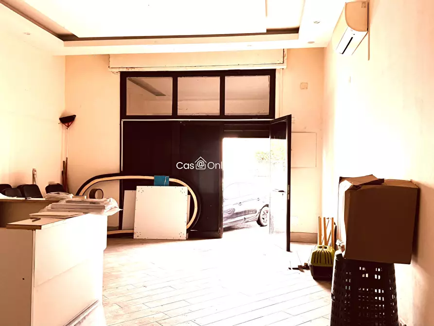 Immagine 18 di Negozio in affitto  in Via Roma 120 a Prato