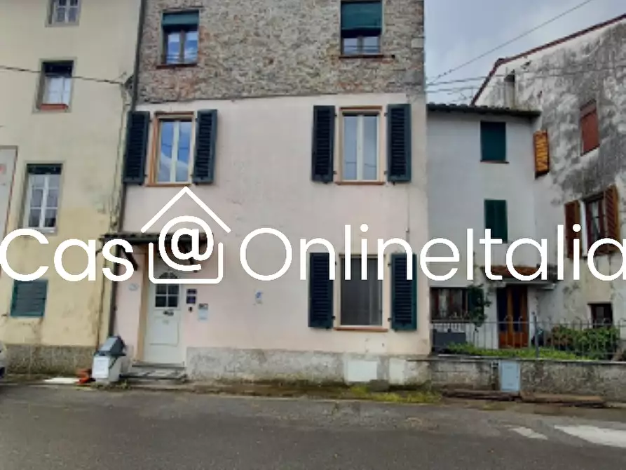 Immagine 6 di Appartamento in vendita  in Via della Chiesa XI 370 a Lucca