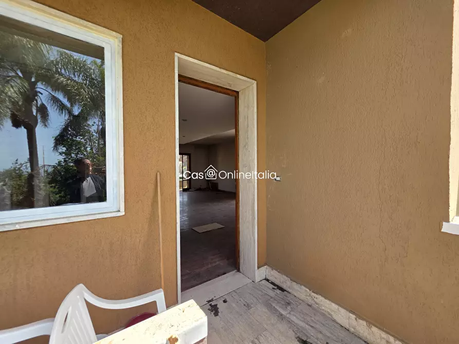 Immagine 2 di Appartamento in vendita  in Via Barriera del Bosco 4 a Gravina Di Catania