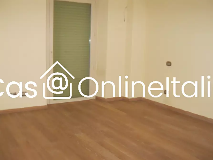 Immagine 6 di Appartamento in vendita  in Via Scutari 17 a Viareggio